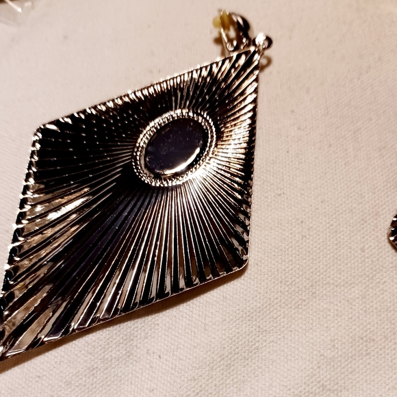 Extra Large silver metal clip on earrings - Picture 2 of 3